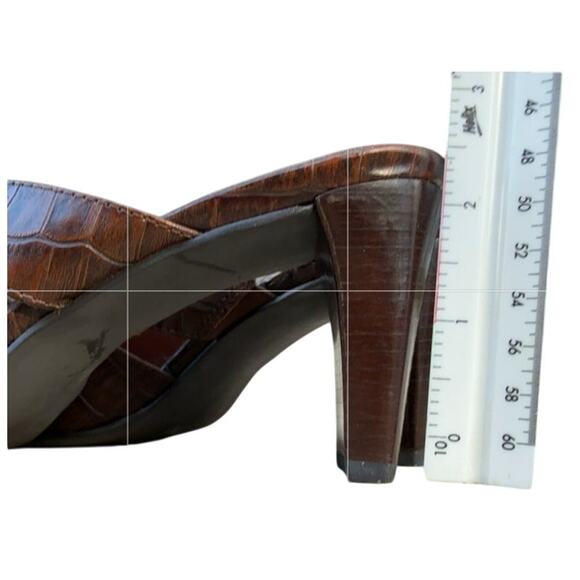 Franco Sarto Brown‎ Croc Embossed Leather Sandals - Size 7 - Picture 3 of 6